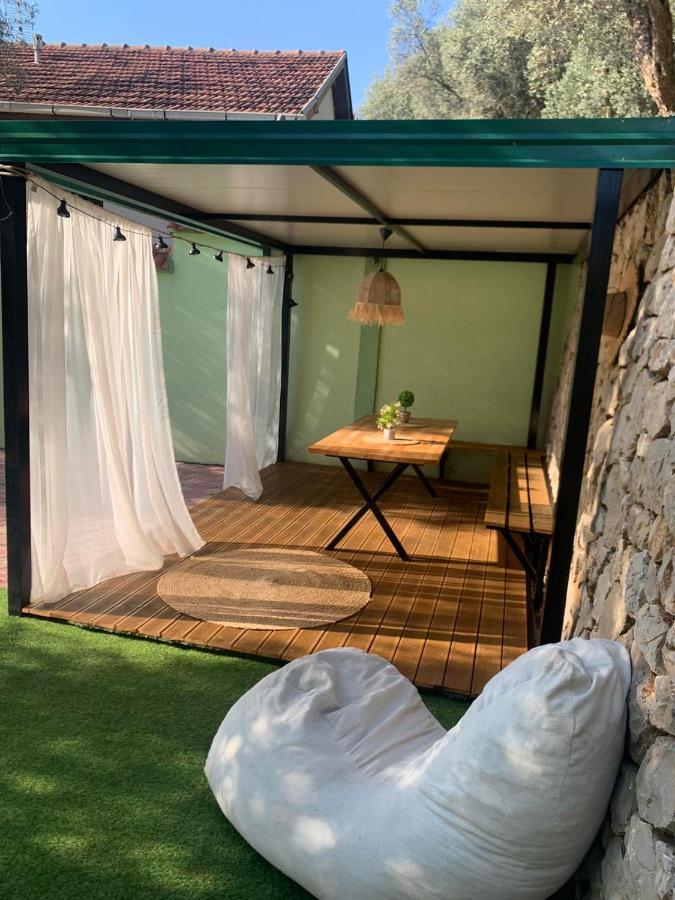 Green Dolphin Apartamento Bar Exterior foto